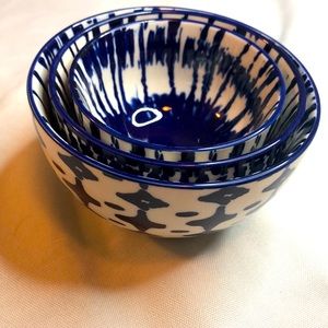 Set of 3 West Elm bowls